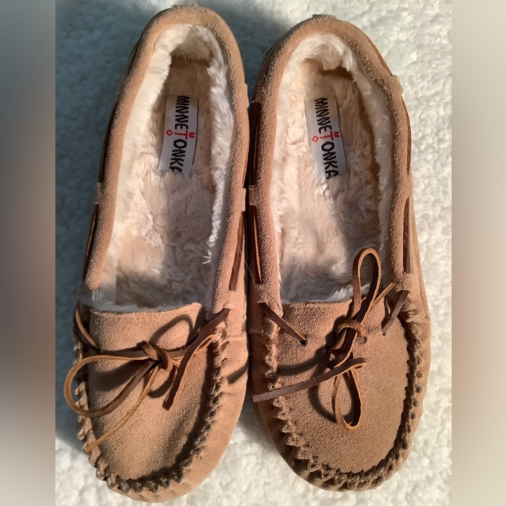 Minnetonka Suede Slippers